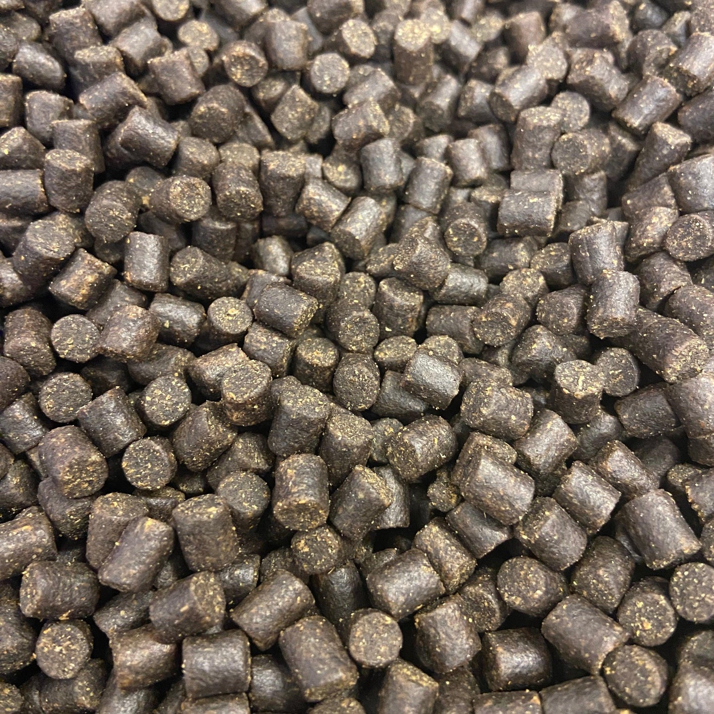 Coppens Halibut premium pellet - Impact Particles